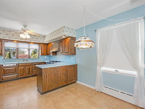 2000 Bergen Street, North Bellmore NY 11710