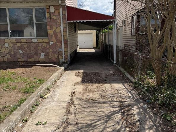 12815 235th Street, Rosedale NY 11422