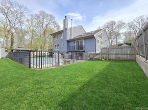 27 Ridgewood Avenue, Selden NY 11784