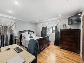 13 Noon Place, Freeport NY 11520