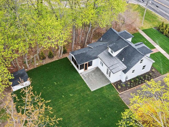 5075 Main Road, Laurel NY 11948