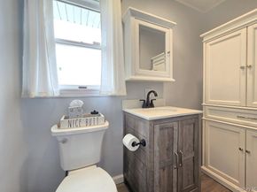 22 Clifford Drive, Farmingdale NY 11735