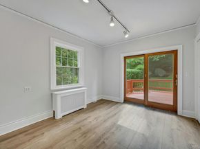 83 Parkway W, Mount Vernon NY 10552