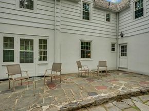 83 Parkway W, Mount Vernon NY 10552