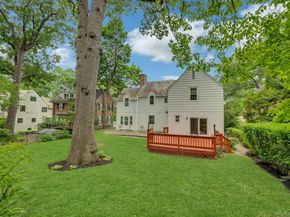 83 Parkway W, Mount Vernon NY 10552