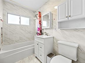 170 Scooter Lane, Hicksville NY 11801
