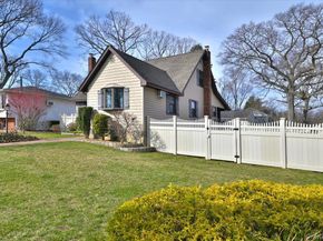 2 Oak Place, Massapequa NY 11758