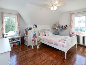 60 Roosevelt Avenue, Glen Head NY 11545