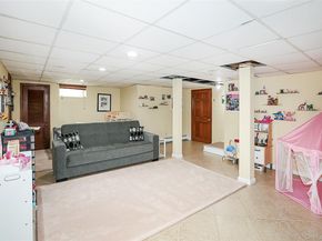 60 Roosevelt Avenue, Glen Head NY 11545