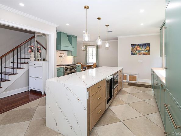 60 Roosevelt Avenue, Glen Head NY 11545