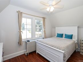 60 Roosevelt Avenue, Glen Head NY 11545