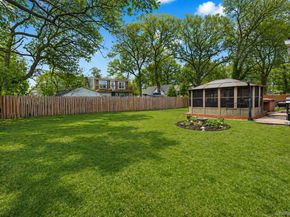 11 Seaford Road, Mastic Beach NY 11951