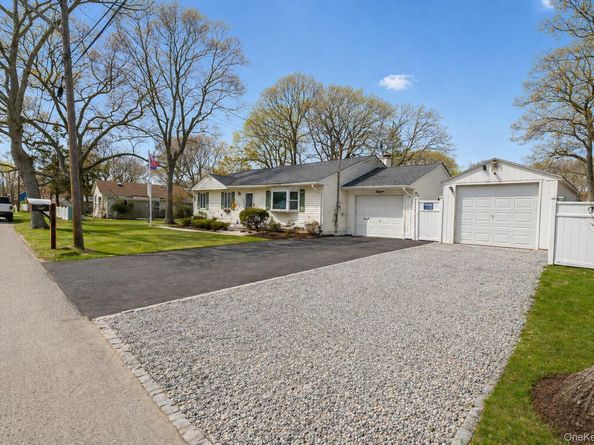 11 Seaford Road, Mastic Beach NY 11951