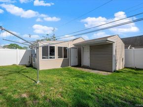 42 Haven Lane, Levittown NY 11756