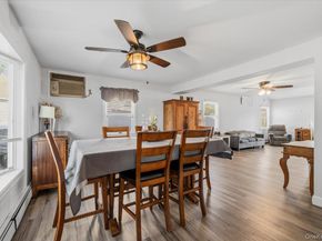 42 Haven Lane, Levittown NY 11756