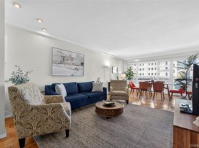 300 Martine Ave 3L, White Plains NY 10601