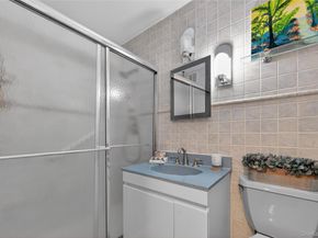 300 Martine Ave 3L, White Plains NY 10601