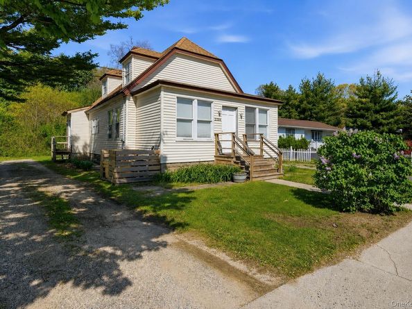 2284 Ocean Avenue, Ronkonkoma NY 11779