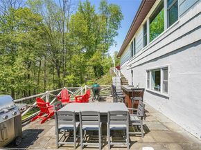 19 Skyview Drive, Armonk NY 10504