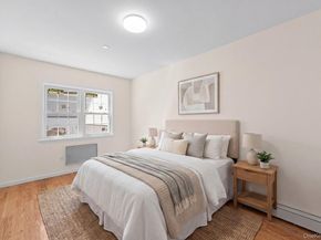 115-72A Newburg St, Saint Albans NY 11412