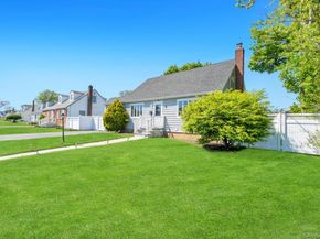 259 N Rutherford Avenue, Massapequa NY 11758
