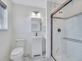 18 Hearthstone Court, Farmingdale NY 11735