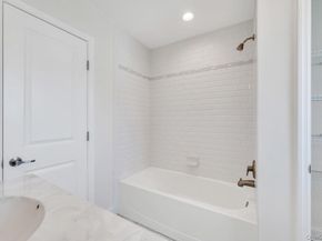 18 Hearthstone Court, Farmingdale NY 11735