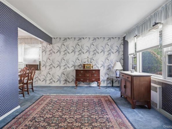24 Spring Garden Street, Valley Stream NY 11580