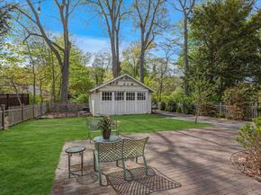 95 Scudder Place, Northport NY 11768