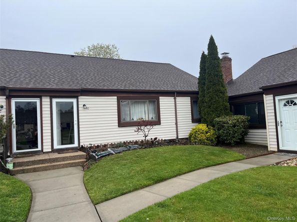 50 Gauguin Court 50, Middle Island NY 11953