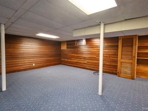 695 Hunt Lane, Manhasset NY 11030