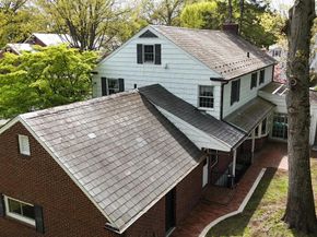 695 Hunt Lane, Manhasset NY 11030