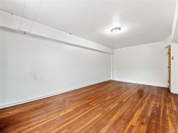 2275 Cruger Ave 3A, Bronx NY 10467