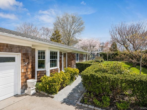5 Maryland Boulevard, Hampton Bays NY 11946