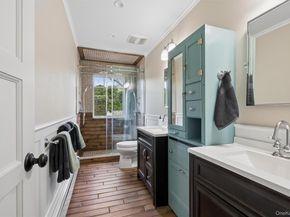 5 Maryland Boulevard, Hampton Bays NY 11946
