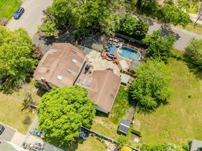 35 Cooke Avenue, Holtsville NY 11742