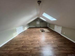 32 Huntington Drive, Yonkers NY 10704