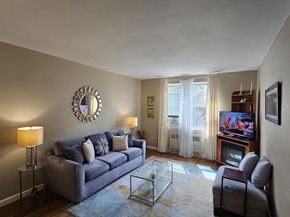 22 Mulford Place 2D, Hempstead NY 11550