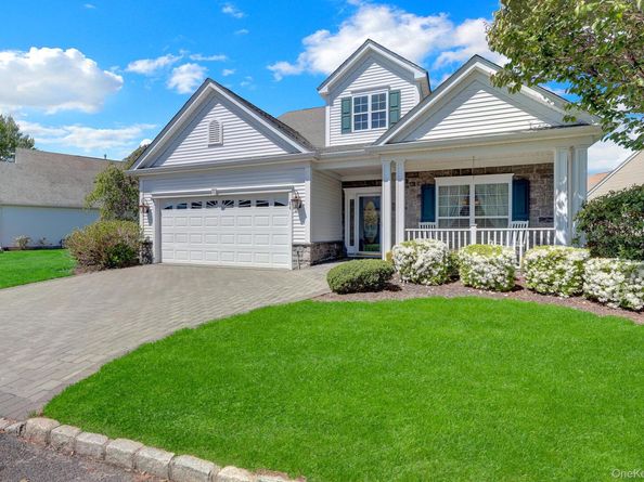 54 Louden Loop, Mount Sinai NY 11766
