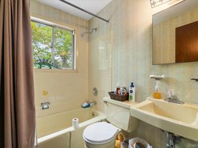 6 Apex Road, Melville NY 11747