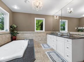 6 Apex Road, Melville NY 11747