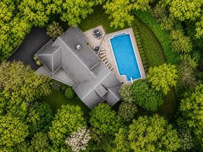 6 Apex Road, Melville NY 11747