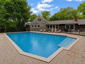 6 Apex Road, Melville NY 11747