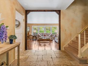 6 Apex Road, Melville NY 11747