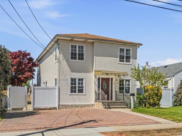 109 Gordon Avenue, Westbury NY 11590