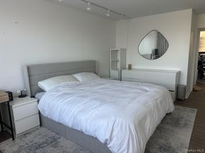 1 Bay Club Drive 3L, Bayside NY 11360