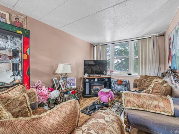 126 Sunset Boulevard 11126, Bronx NY 10473