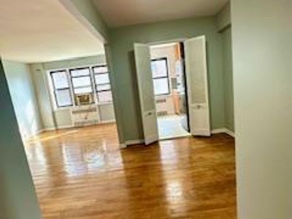 1 Fisher Drive 307, Mount Vernon NY 10552