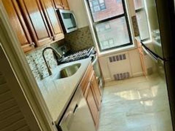 1 Fisher Drive 307, Mount Vernon NY 10552