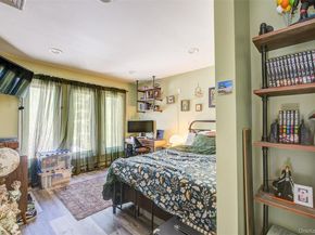 34 Hawthorne Street, Mount Sinai NY 11766